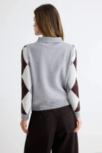 TRENDYOLMİLLA Gray Premium Thread/Special Thread Baklava Patterned Knitwear Sweater - Image 4