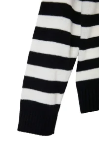 TRENDYOLMİLLA Black-Burgundy Basic 2 Sets Paket Knitwear Sweater - Image 10