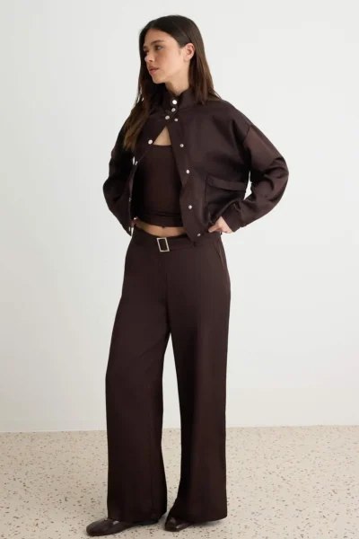 TWOAW27AU00158-BROWN_1