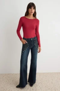 TRENDYOLMİLLA Red Plain Fitted Boat Neck Low-cut back Long Sleeve snaps Knitting Bodysuit .D.00003 - Image 2