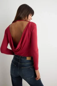TRENDYOLMİLLA Red Plain Fitted Boat Neck Low-cut back Long Sleeve snaps Knitting Bodysuit .D.00003 - Image 4