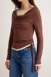 TRENDYOLMİLLA Brown Color Blocked Fitted Off-Shoulder Neck Soft Double Collar Knitting Blouse - Image 3