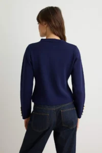 TRENDYOLMİLLA NAVY BLUE Fitted/Bodysuit hugging Fancy/Napoleon buttoned V-neck Crop Knitwear Cardigan - Image 4