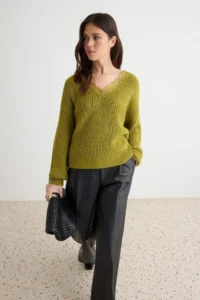 TRENDYOLMİLLA Oil Green V-neck Lace Oversized Knitwear Sweater - Image 3