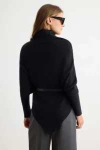 TRENDYOLMİLLA Black Soft textured Arched Knitwear Poncho/Sweater - Image 4
