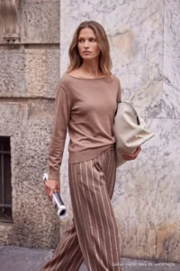 TRENDYOLMİLLA Wardrobe Essentials Mink Boat Neck Premium Thread/Special Thread Knitwear Sweater
