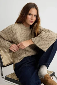 TRENDYOLMİLLA Mink Wide Pattern Soft textured Wide Pattern Knitwear Sweater - Image 3