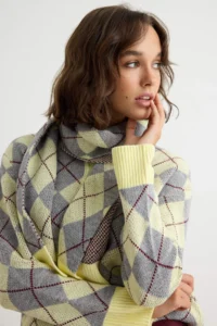 TRENDYOLMİLLA Yellow Plaid Patterned Shawl Knitwear Sweater
