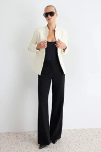 TRENDYOLMİLLA Ecru Fitted Pattern Napolyon Kapama Faux Leather Coat - Image 2