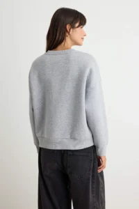TRENDYOLMİLLA Gray Melange Thick Slogan Printed Oversized Knitting Sweatshirt with Fleece Inside - Image 4