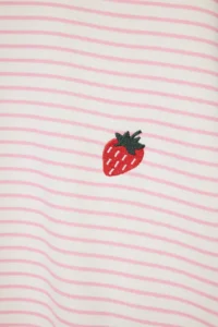 TRENDYOLMİLLA Light PINK Striped Strawberry Embroidered Oversized/Wide Cut Thick Knitting Sweatshirt - Image 2