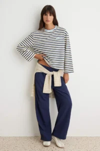 TRENDYOLMİLLA NAVY BLUE Striped Front and Back Slogan Printed Knitting T-Shirt Bodysuit - Image 2