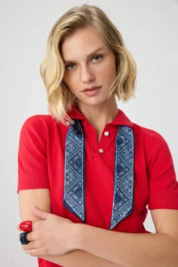 TRENDYOLMİLLA Red Scarf Detailed Premium Thread/ Special Thread Knitwear Blouse - Image 2