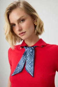 TRENDYOLMİLLA Red Scarf Detailed Premium Thread/ Special Thread Knitwear Blouse - Image 3