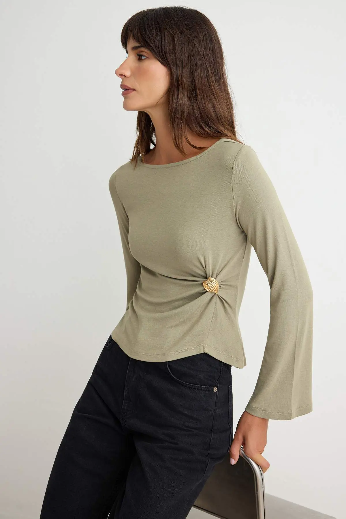 TWOSS26BZ00221-OIL-GREEN_1