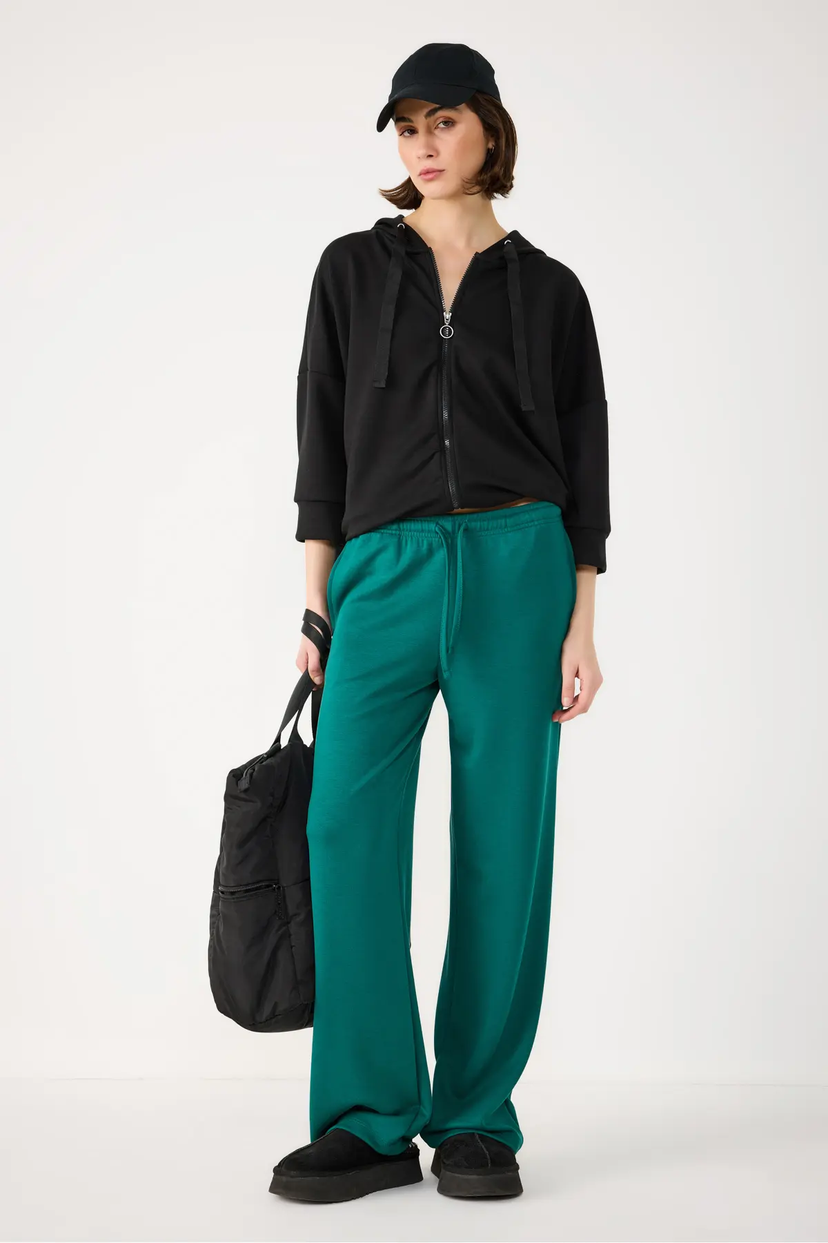 TYC0891443164M00002040004-GREEN_1