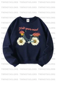 twins tailors Capybara and Girl Printed Grey-Navy Blue-Red Triple Crew Neck Girls' Sweatshirt - Image 4