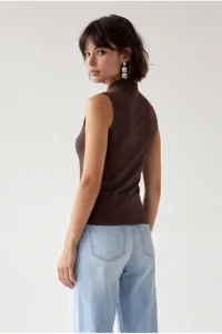 Drop by TrendyolMilla Half Turtleneck Sleeveless Blouse Brown - Image 3