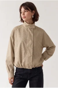 Drop by TrendyolMilla Beige Square Patterned Bat Arm Lined Waist Tire Adjustable Zippered Jacket - Image 2