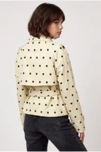 Drop by TrendyolMilla Arched Double breasted Polka Dot Lined Short Trench Coat Beige - Image 3