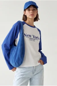 Drop by TrendyolMilla NAVY BLUE New York Printed Cotton Double Colorful Long Sleeve T-Shirt - Image 2